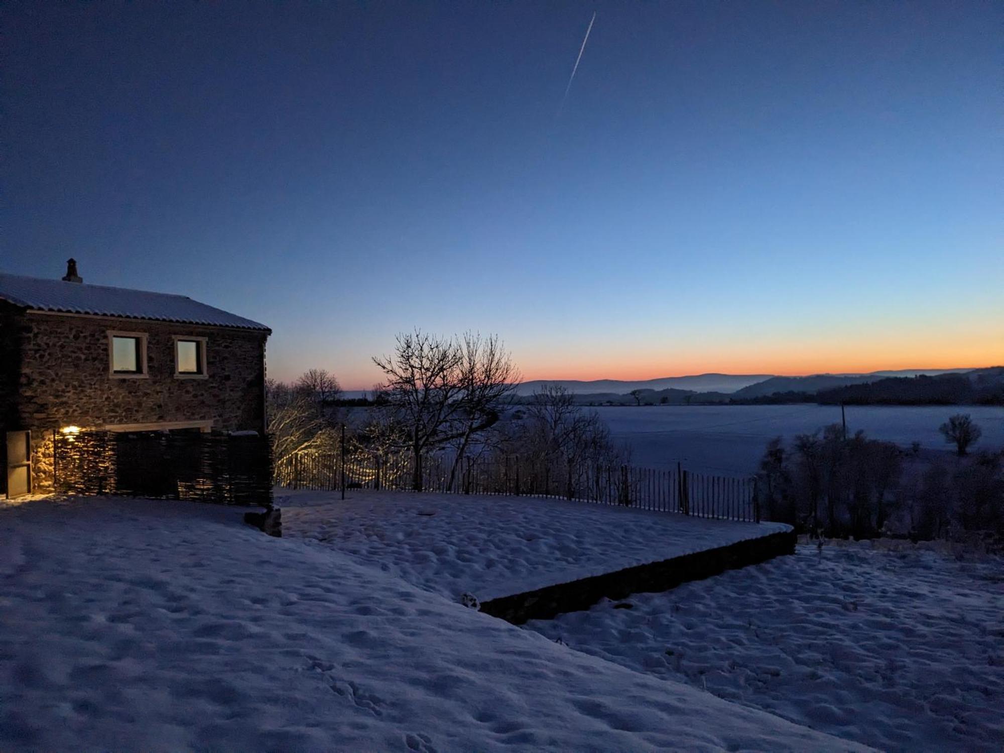 La Grange, Le Hameau Des Volcans - Deconnexion Face A La Vue Saint-Just-pres-Brioude Exteriér fotografie