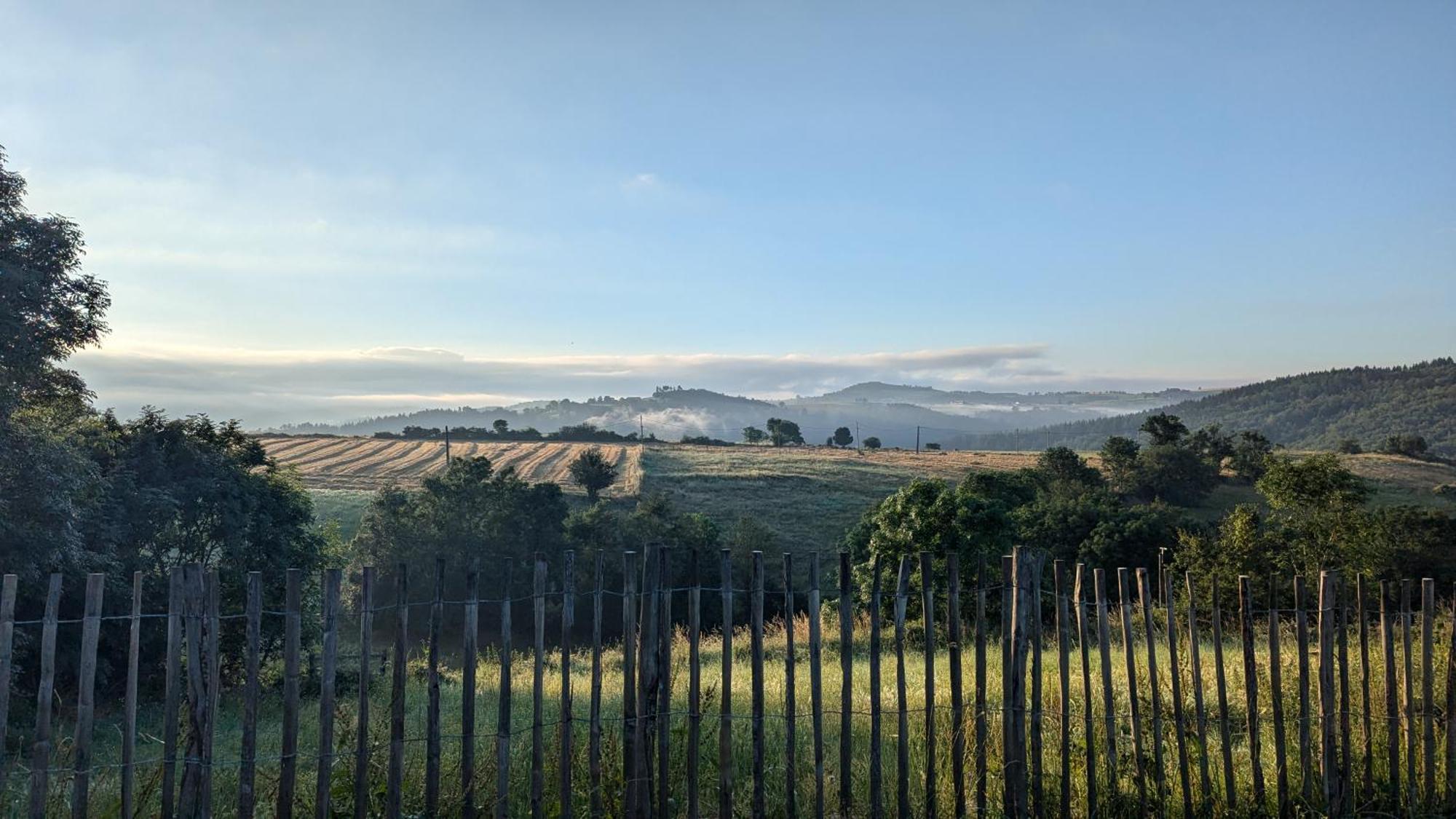 La Grange, Le Hameau Des Volcans - Deconnexion Face A La Vue Saint-Just-pres-Brioude Exteriér fotografie